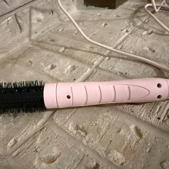 Lange Soft Pink Hair Styling Brush - Picture 2 of 2